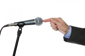 Wystąpienia- w jaki sposób napisać właściwe oraz skuteczne przemówienie okolicznościowe